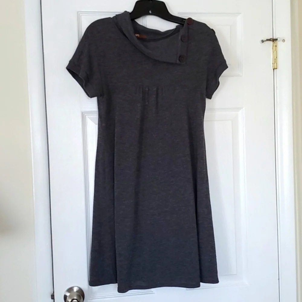 Sweater‎ dress